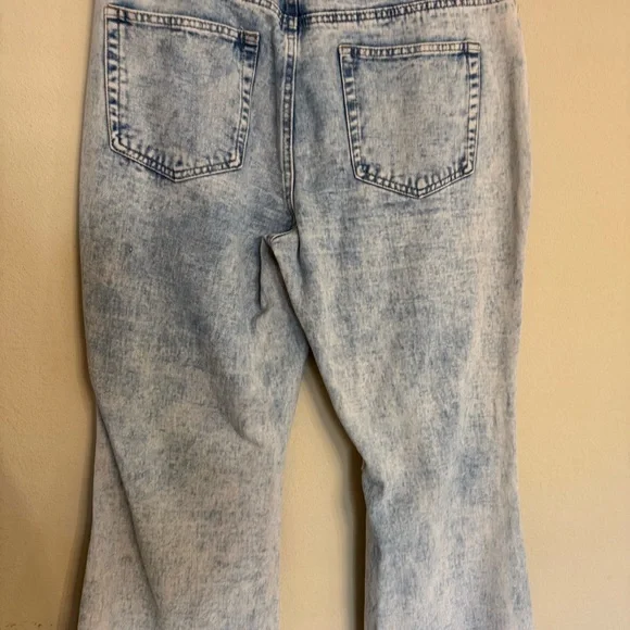 Almost Famous Vintage Jeans Size 15 Acid Wash Patch Distressed Destroyed Flare - Picture 11 of 16